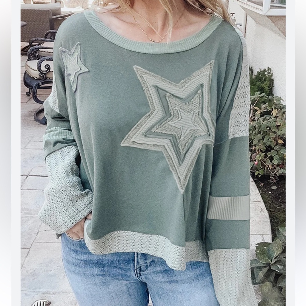 Angry Minnow Star Embellished Green Women's Sweatshirt